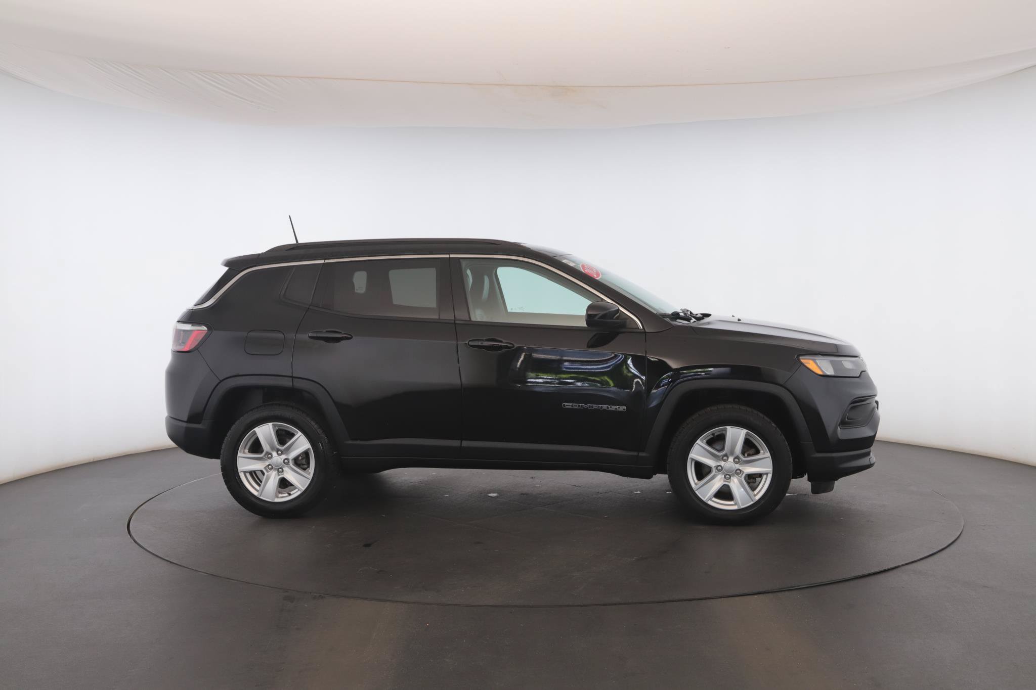 Used 2022 Jeep Compass Latitude w/ Convenience Group AWD/4WD image 22
