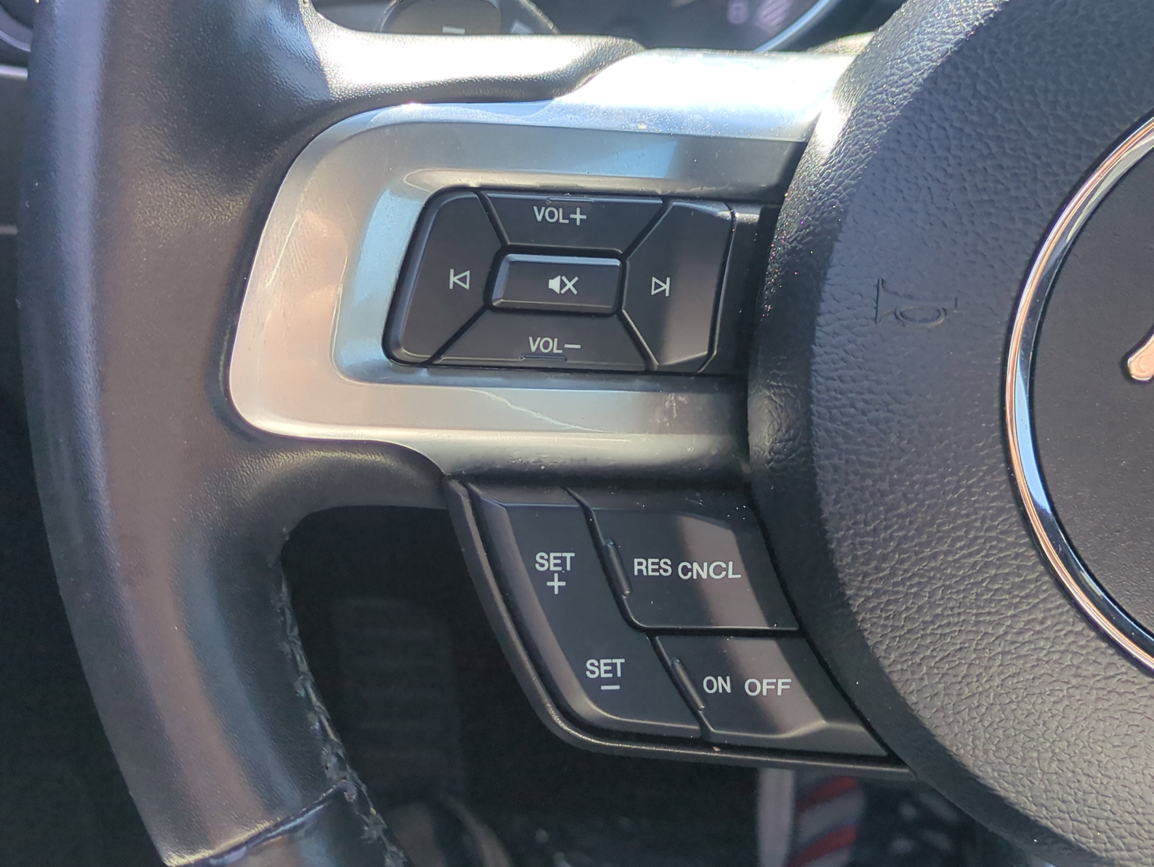 Used 2019 Ford Mustang GT Premium image 26