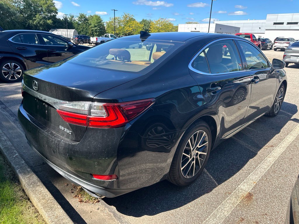 Used 2016 Lexus ES 350 w/ Luxury Package w/Wood Trim FWD image 6
