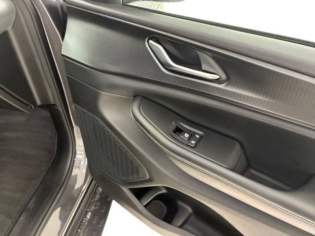 Used 2023 Jeep Grand Cherokee L Laredo AWD/4WD image 15