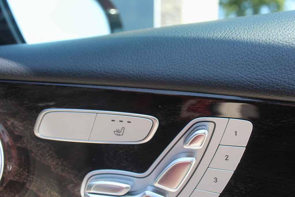 Used 2019 Mercedes-Benz E 300 image 30