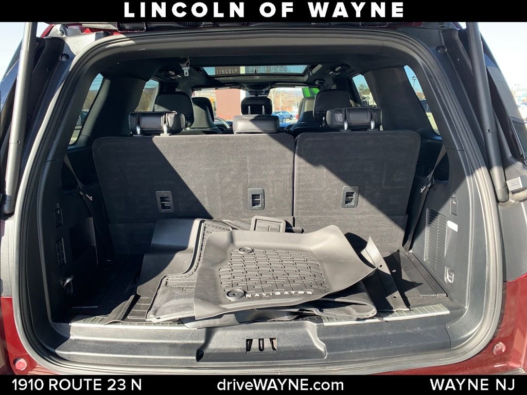 Used 2021 Lincoln Navigator Reserve w/ Luxury Package image 6