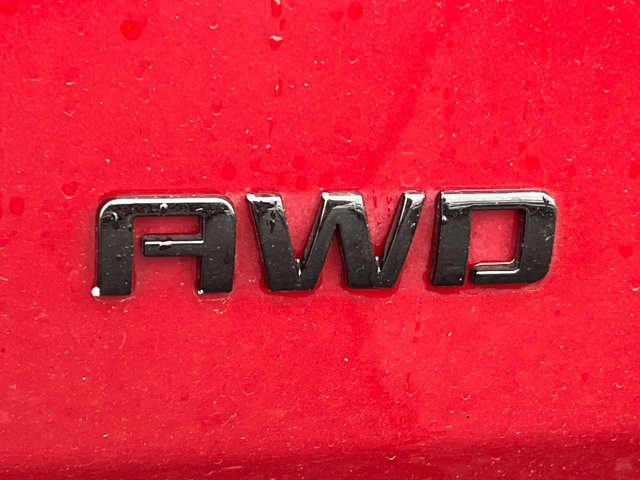 Used 2023 Chevrolet Traverse RS AWD/4WD image 11