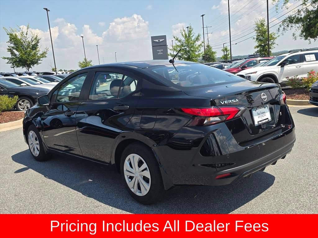 Used 2025 Nissan Versa S FWD image 5