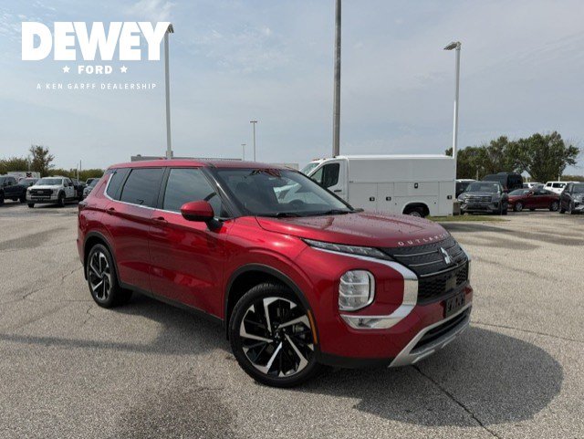 Used 2023 Mitsubishi Outlander SE Black Edition AWD/4WD image 1