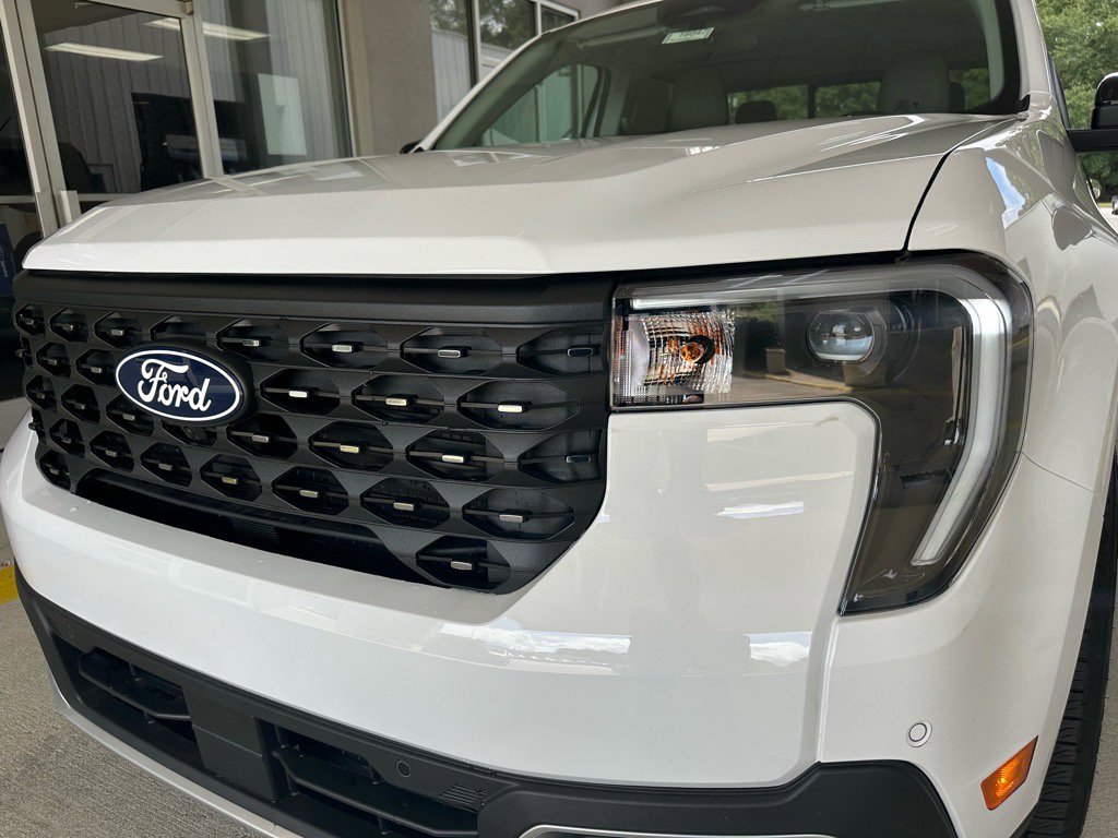 New 2025 Ford Maverick Lariat