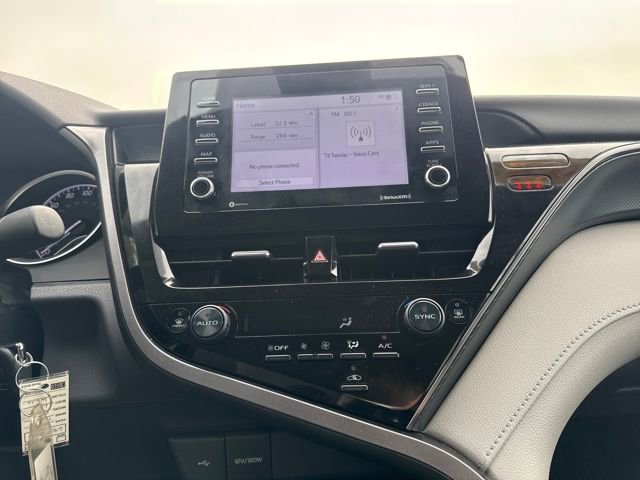 Used 2023 Toyota Camry LE image 17