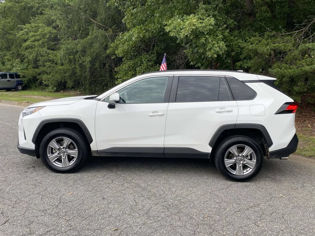 Used 2024 Toyota RAV4 XLE FWD image 2