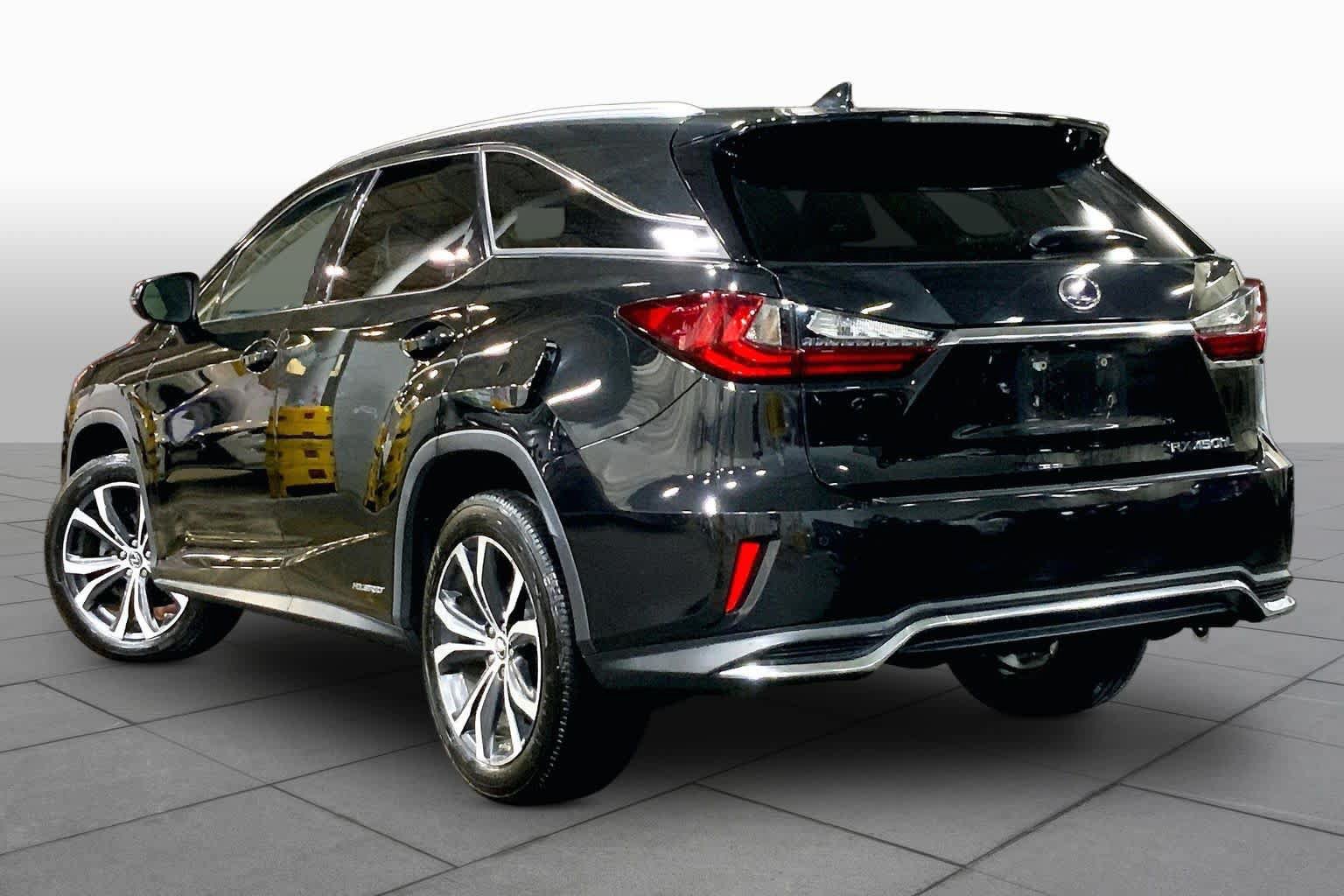 Used 2018 Lexus RX 450hL Premium w/ Premium Package AWD/4WD image 12
