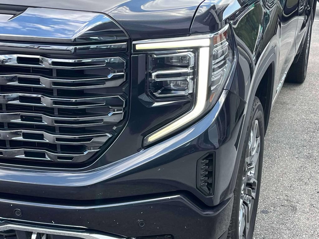 Certified 2024 GMC Sierra 1500 Denali Ultimate AWD/4WD image 9