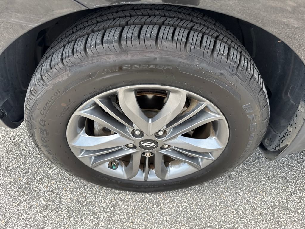 Used 2015 Hyundai Tucson GLS FWD image 11