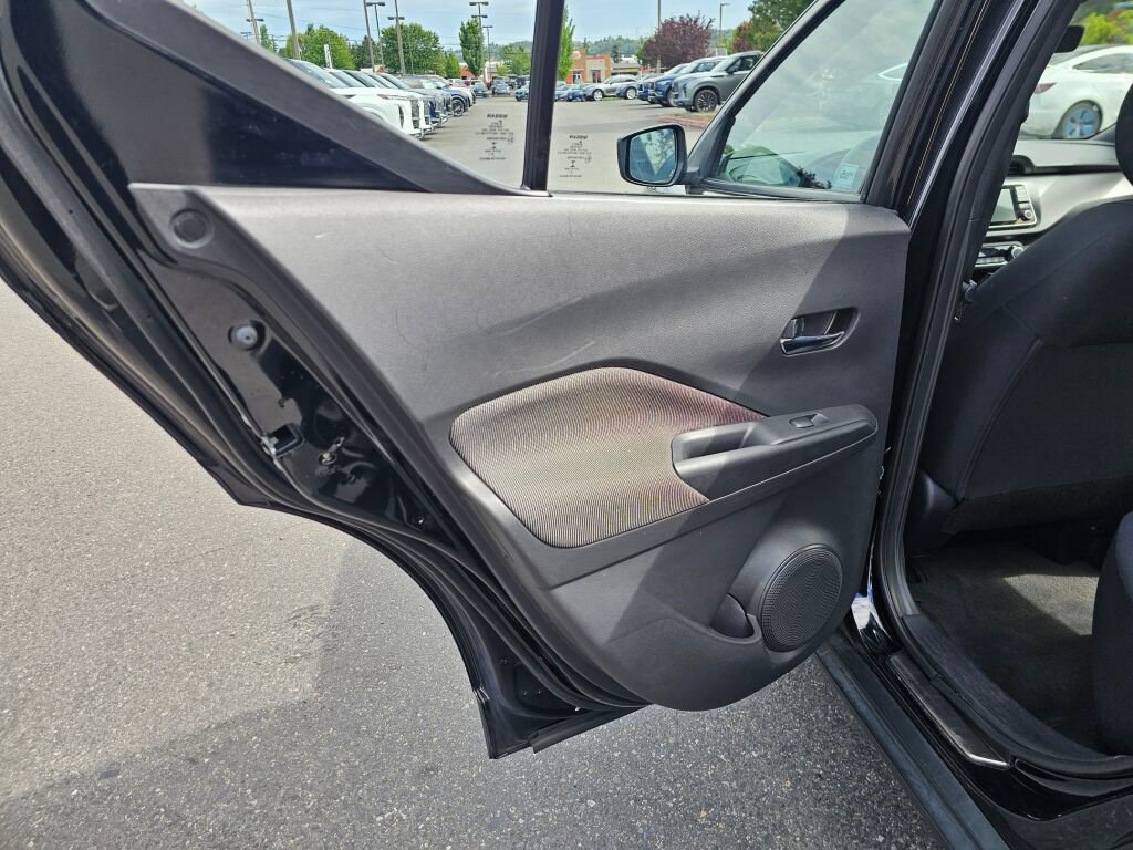 Used 2020 Nissan Kicks SV w/ Exterior Package FWD image 19