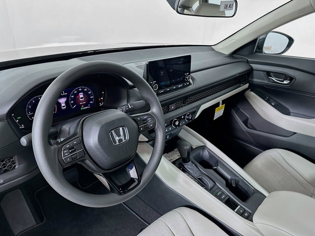 Certified 2025 Honda Accord LX image 10