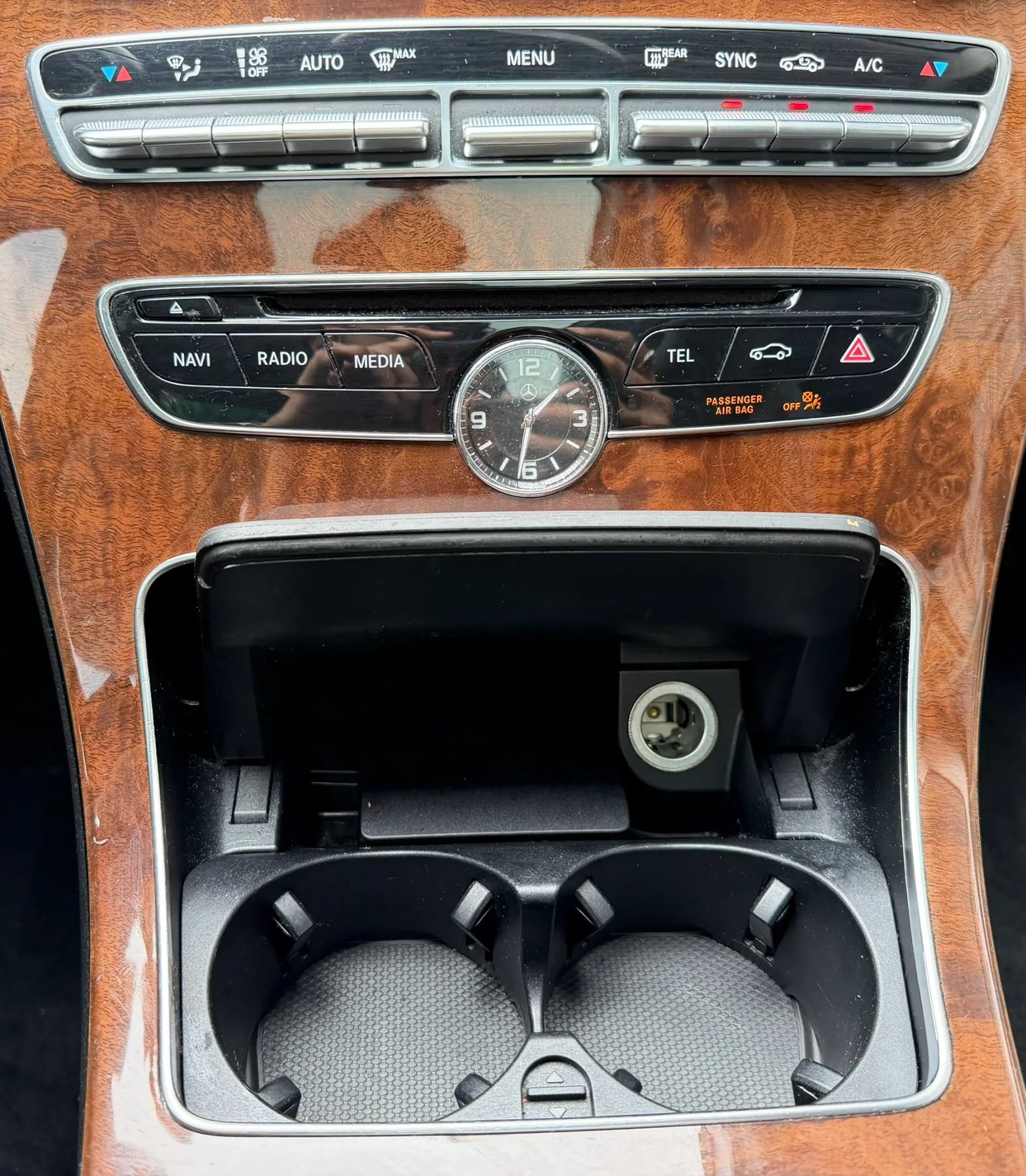Used 2015 Mercedes-Benz C 300 4MATIC Sedan image 21