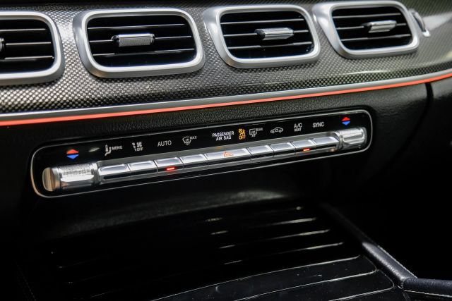Used 2023 Mercedes-Benz GLE 450 4MATIC image 36