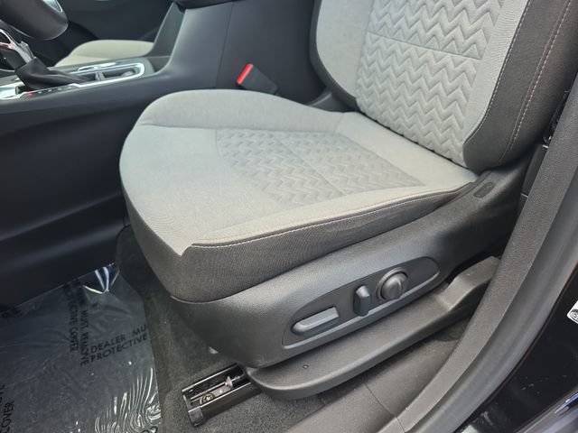 Used 2024 Chevrolet Equinox LS w/ LS Convenience Package AWD/4WD image 28