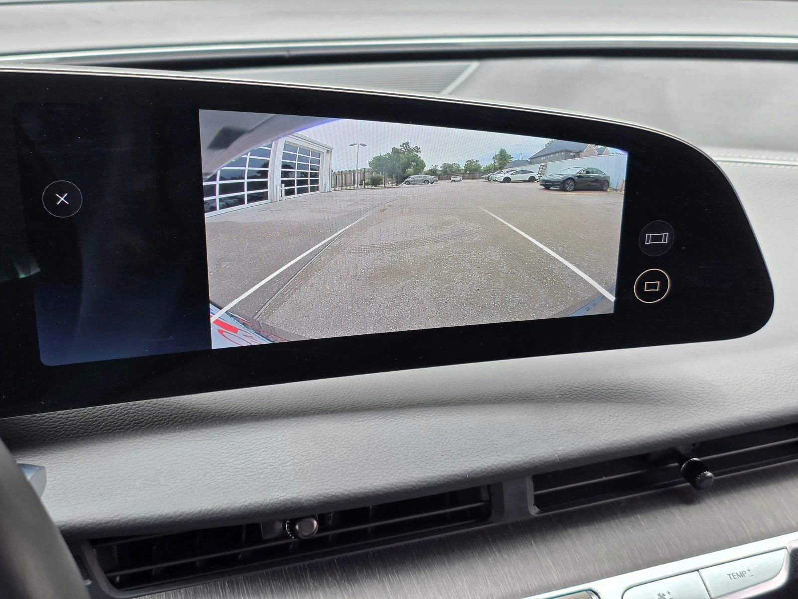 Used 2024 Lucid Air Touring AWD/4WD image 15