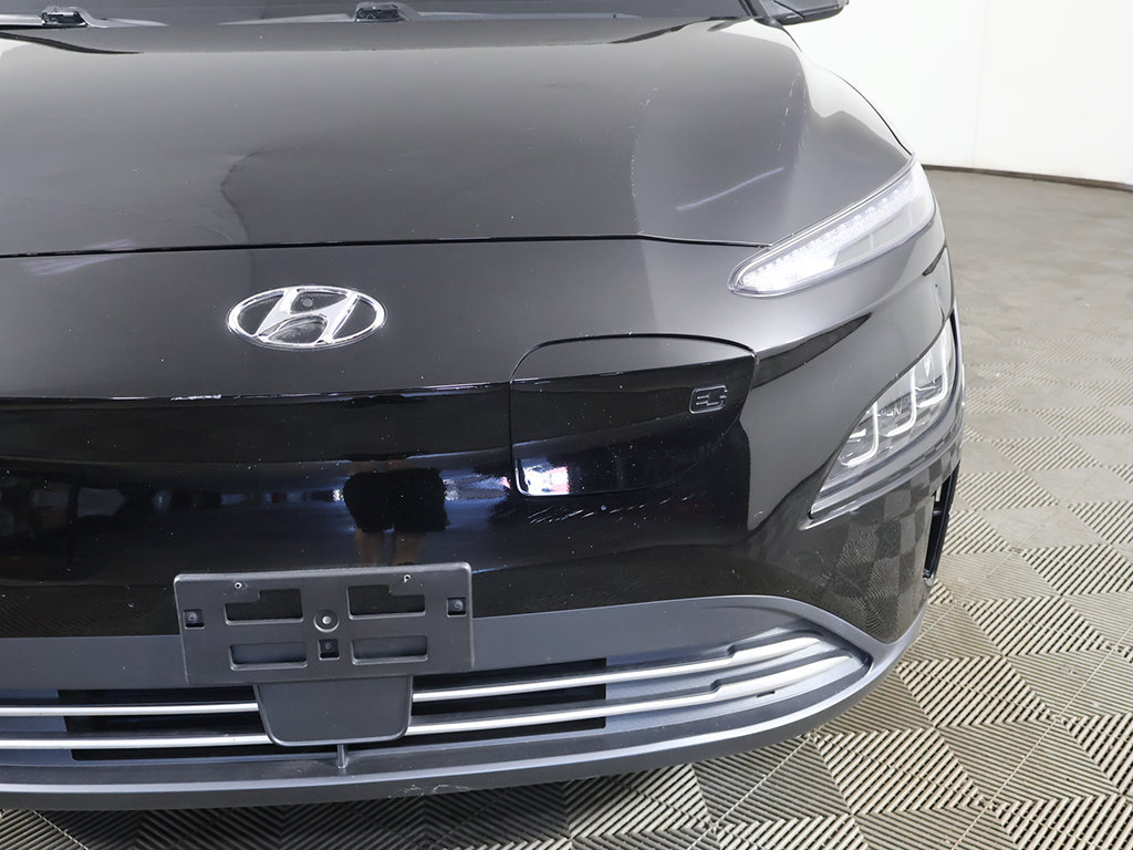 Used 2022 Hyundai Kona Limited w/ Cargo Package FWD image 17