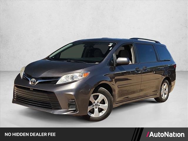 Used 2019 Toyota Sienna LE w/ Carpet Mat Package