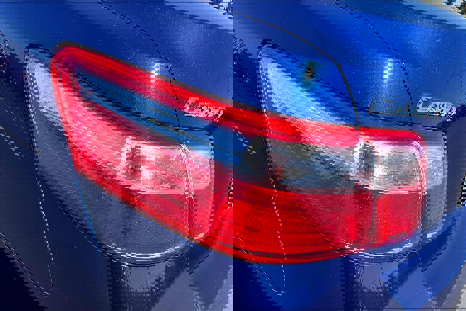 Used 2009 Toyota Camry LE FWD image 27