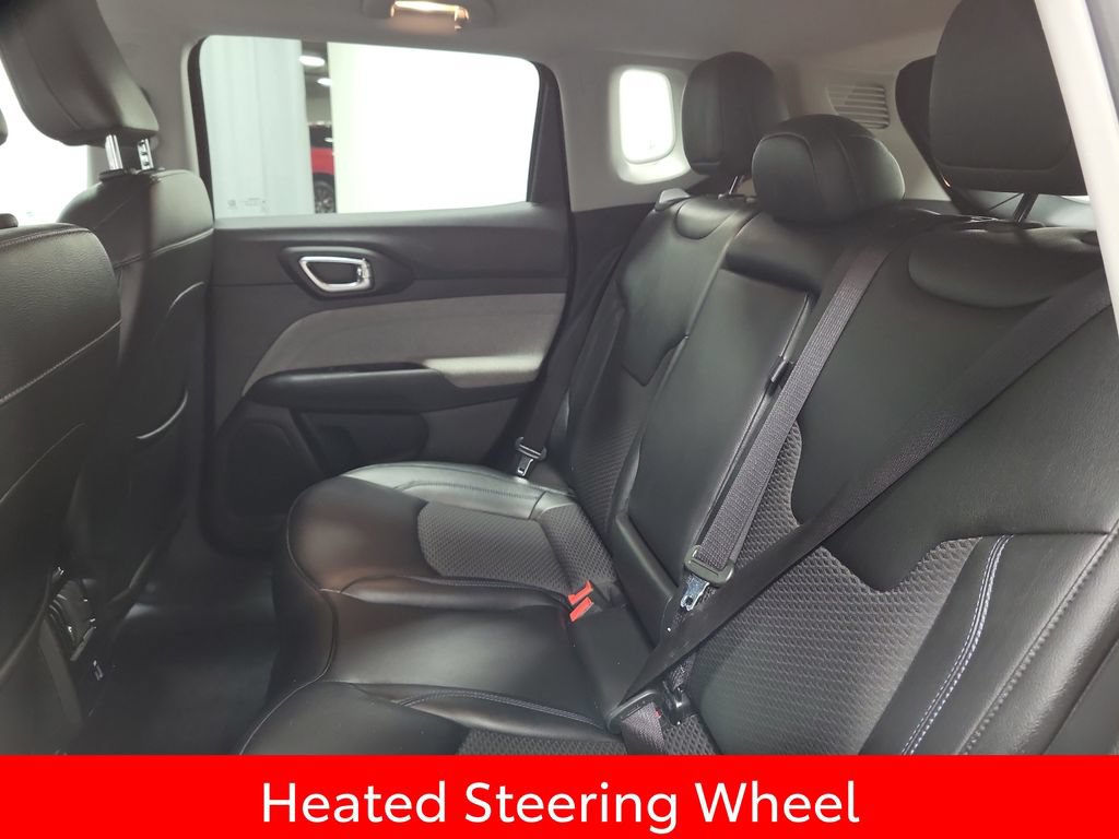 Used 2022 Jeep Compass Latitude w/ Convenience Group FWD image 19