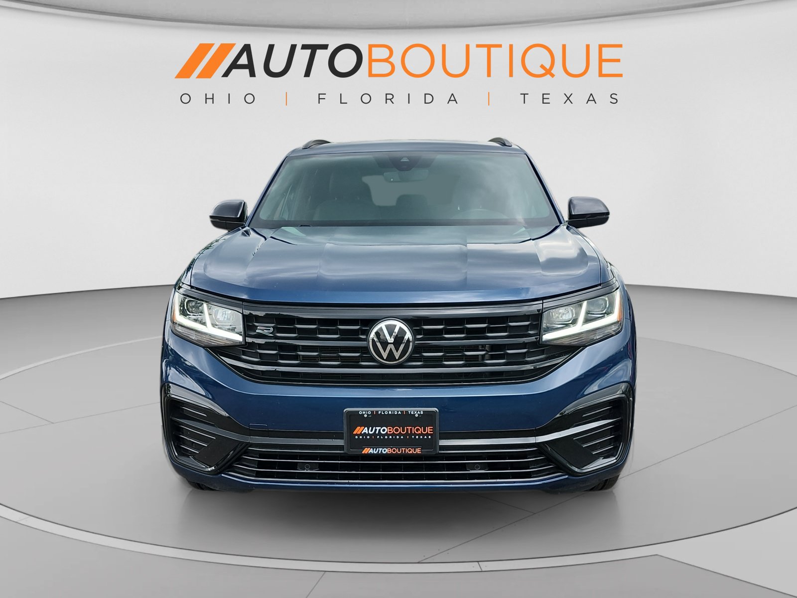 Used 2023 Volkswagen Atlas Cross Sport SEL R-Line AWD/4WD image 8
