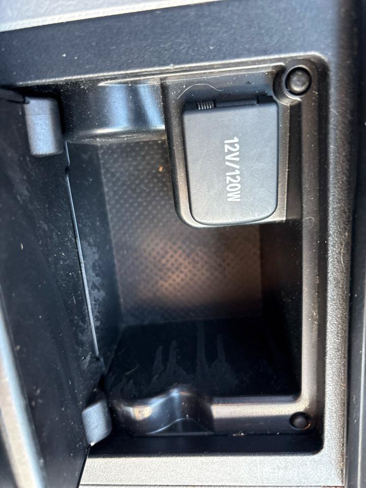 Used 2014 Toyota Camry LE w/ Moonroof Package FWD image 35