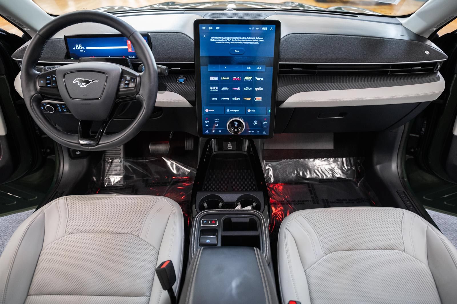 Certified 2025 Ford Mustang Mach-E Premium AWD/4WD image 23