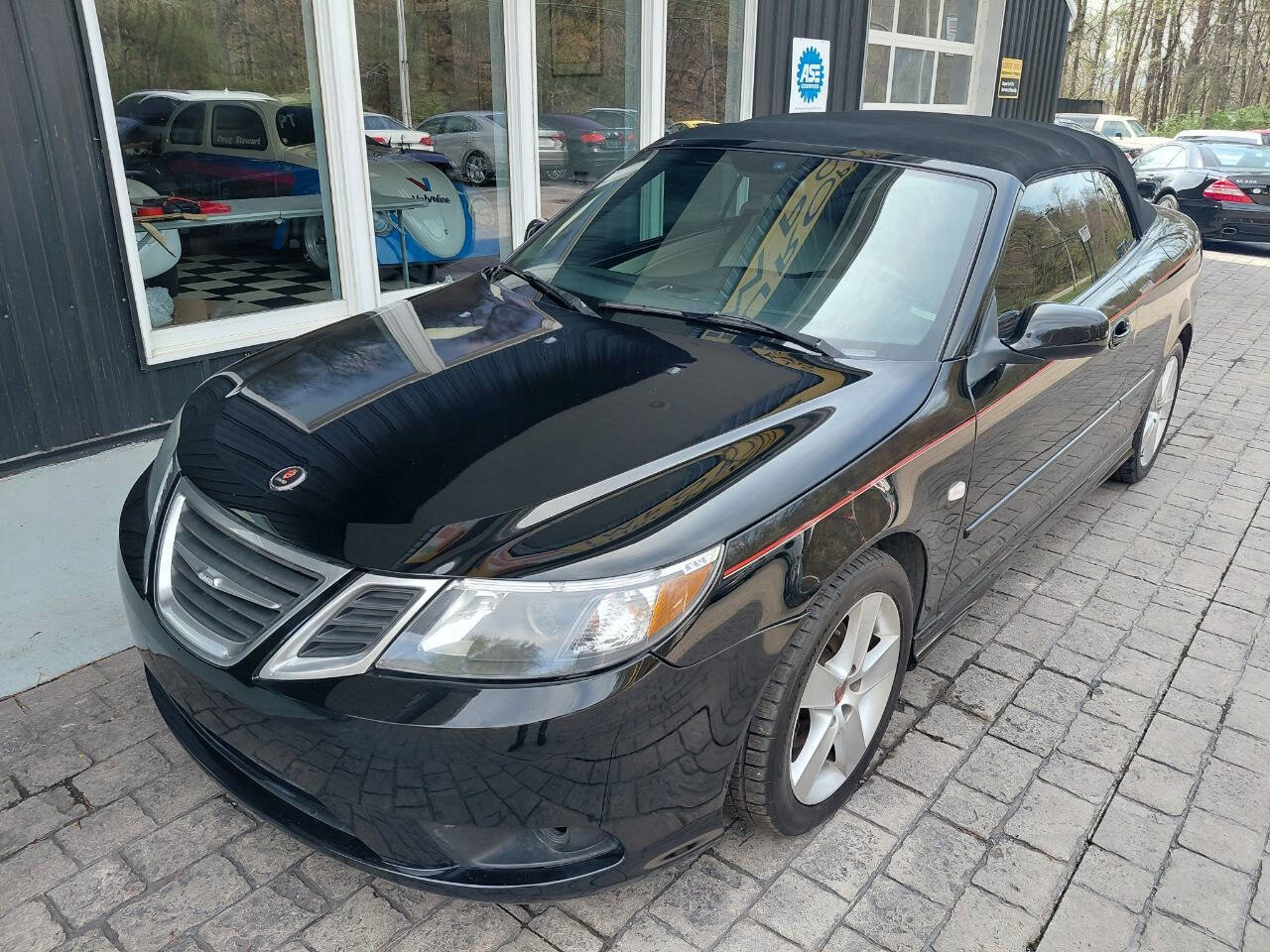 Used 2011 Saab 9-3 2.0T image 8