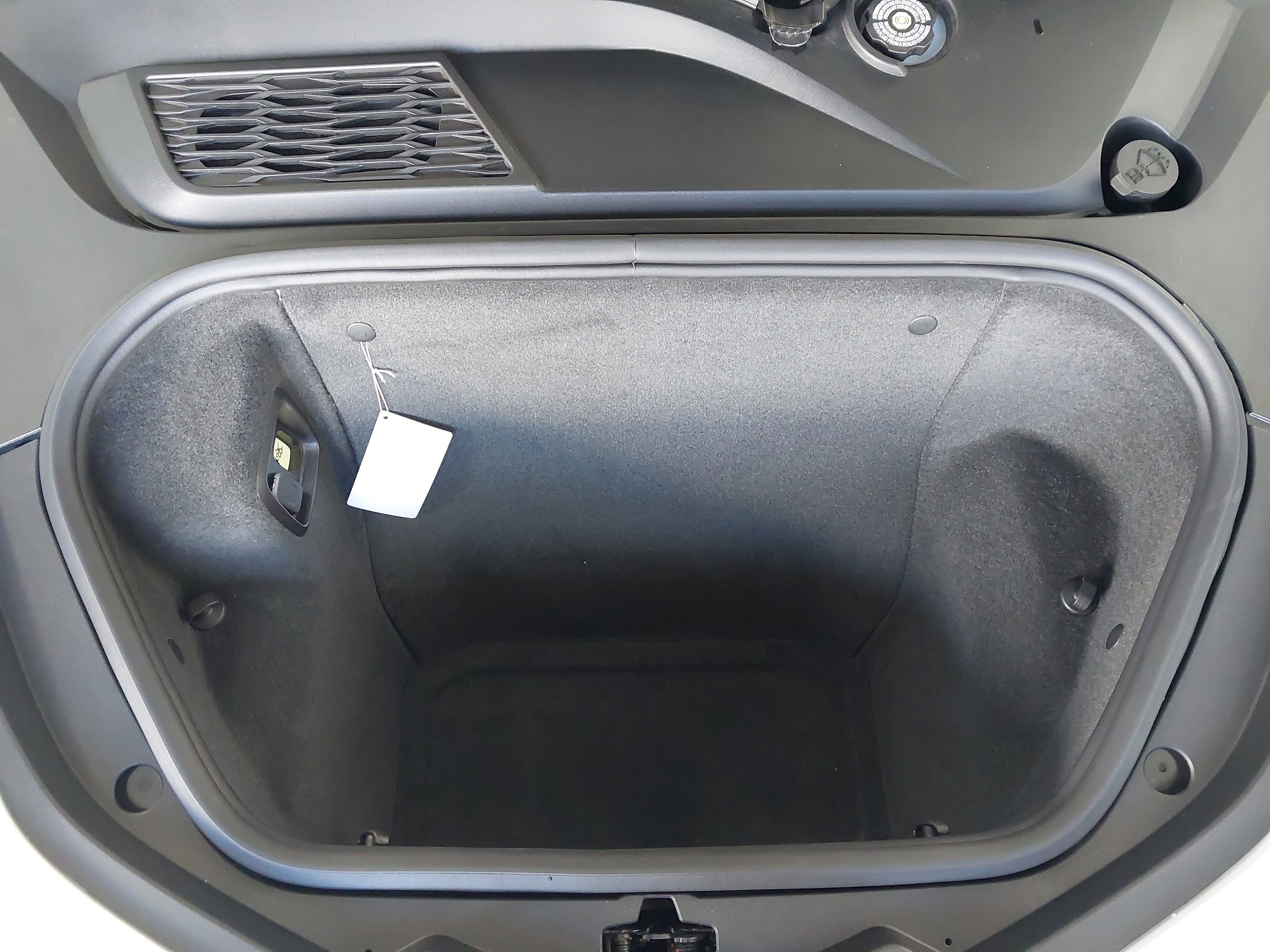 Used 2023 Chevrolet Corvette Stingray Coupe w/ 1LT image 26