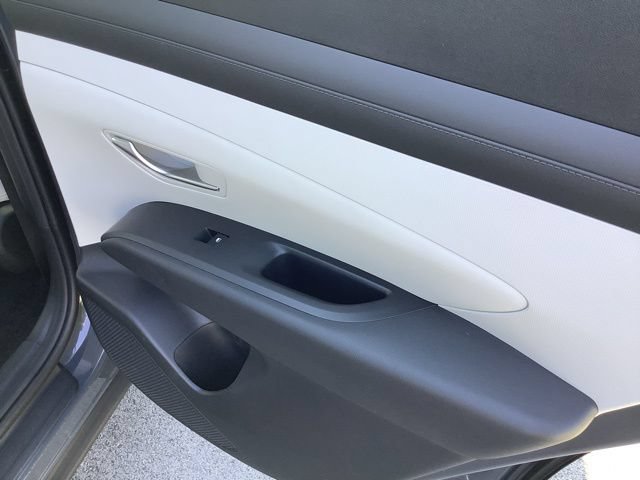 Certified 2025 Hyundai Tucson SE AWD/4WD image 20