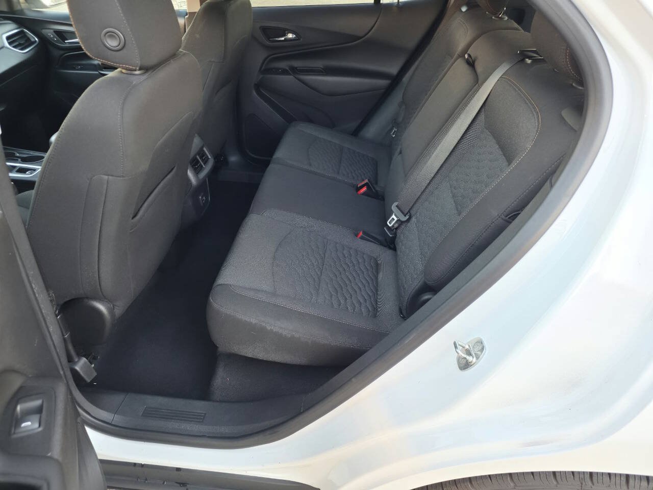 Used 2019 Chevrolet Equinox LT w/ Driver Convenience Package FWD image 13
