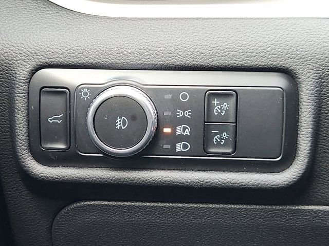 Certified 2023 Ford Explorer XLT w/ Equipment Group 202A AWD/4WD image 20