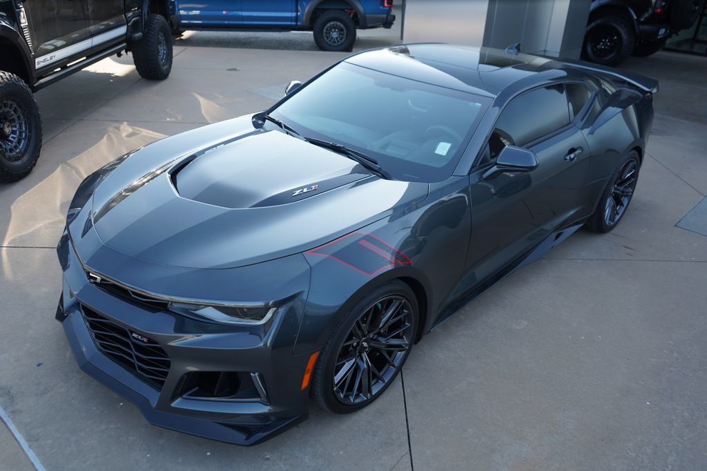 Used 2018 Chevrolet Camaro ZL1 RWD image 14