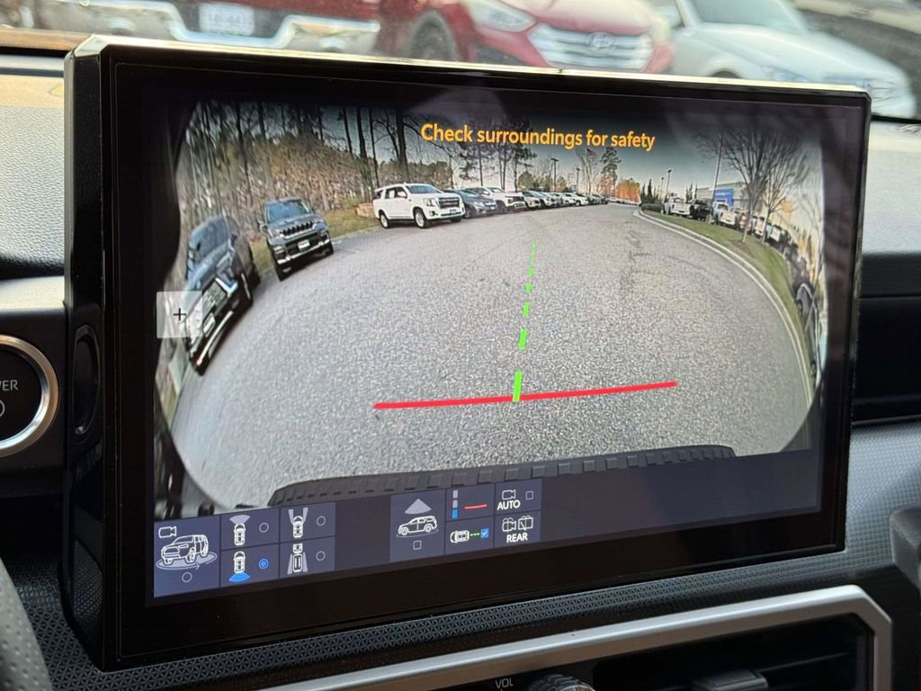 Used 2025 Toyota 4Runner Limited image 5