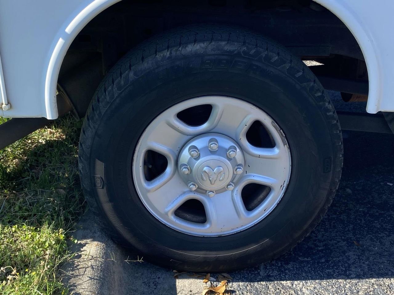 Used 2014 RAM 2500 Tradesman image 9