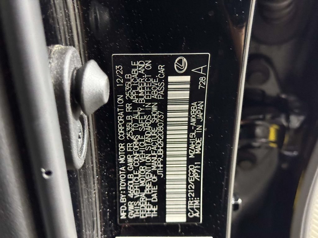 Used 2024 Lexus UX 250h AWD w/ Premium Package image 16