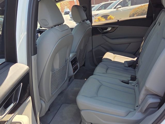 Used 2021 Audi Q7 3.0T Prestige w/ Prestige Package AWD/4WD image 7
