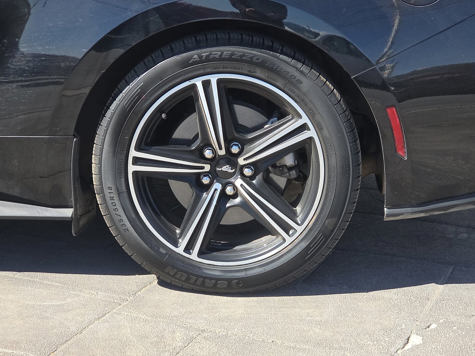 Used 2024 Ford Mustang Convertible RWD image 5