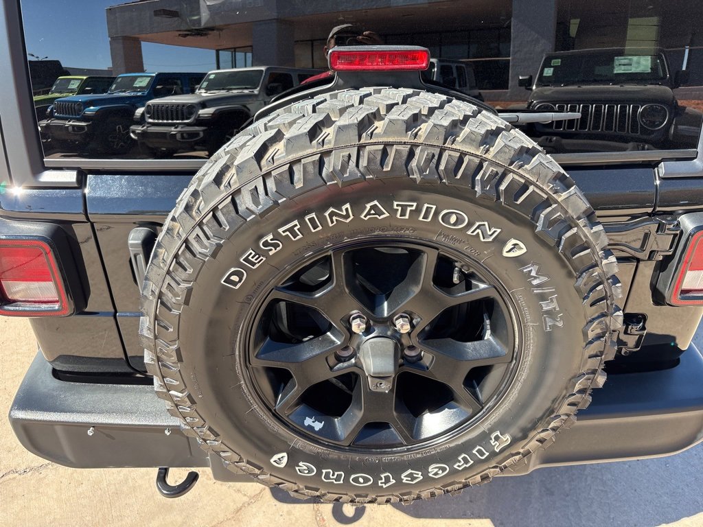 Certified 2021 Jeep Wrangler Willys image 11