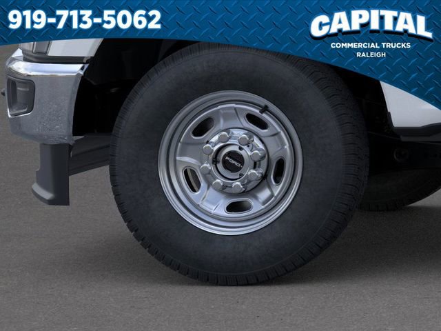 New 2026 Ford F250 XL w/ XL Chrome Package image 19