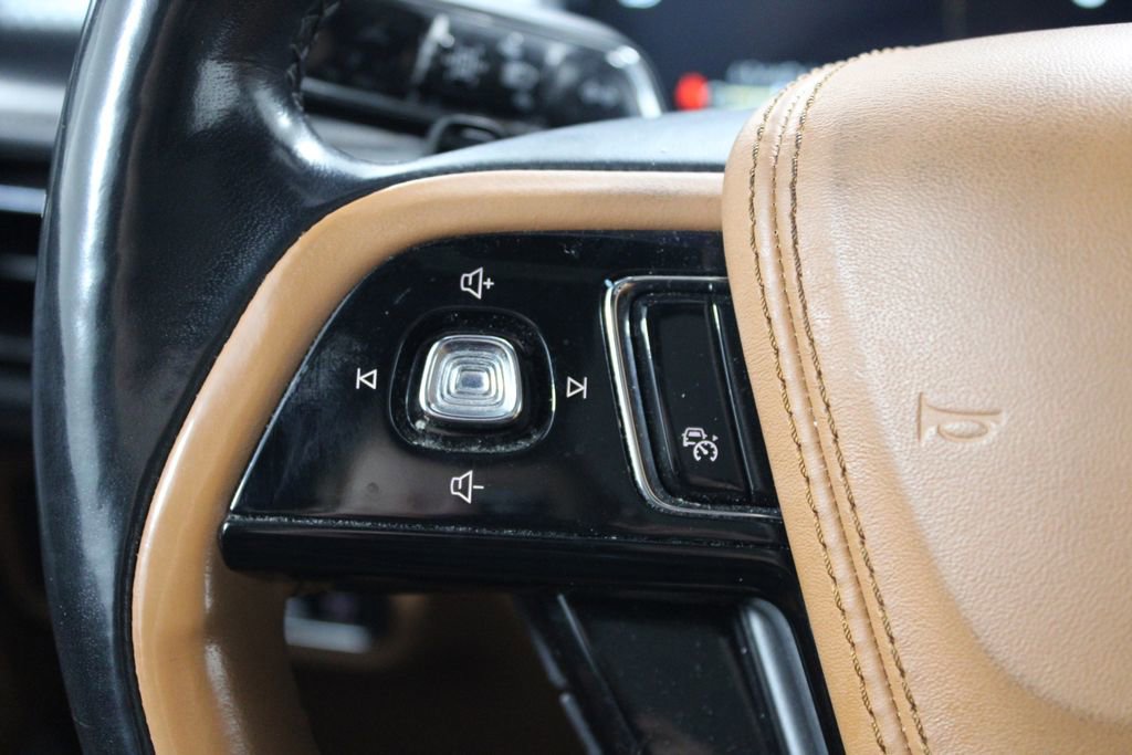 Used 2023 Lincoln Aviator Black Label Grand Touring image 37