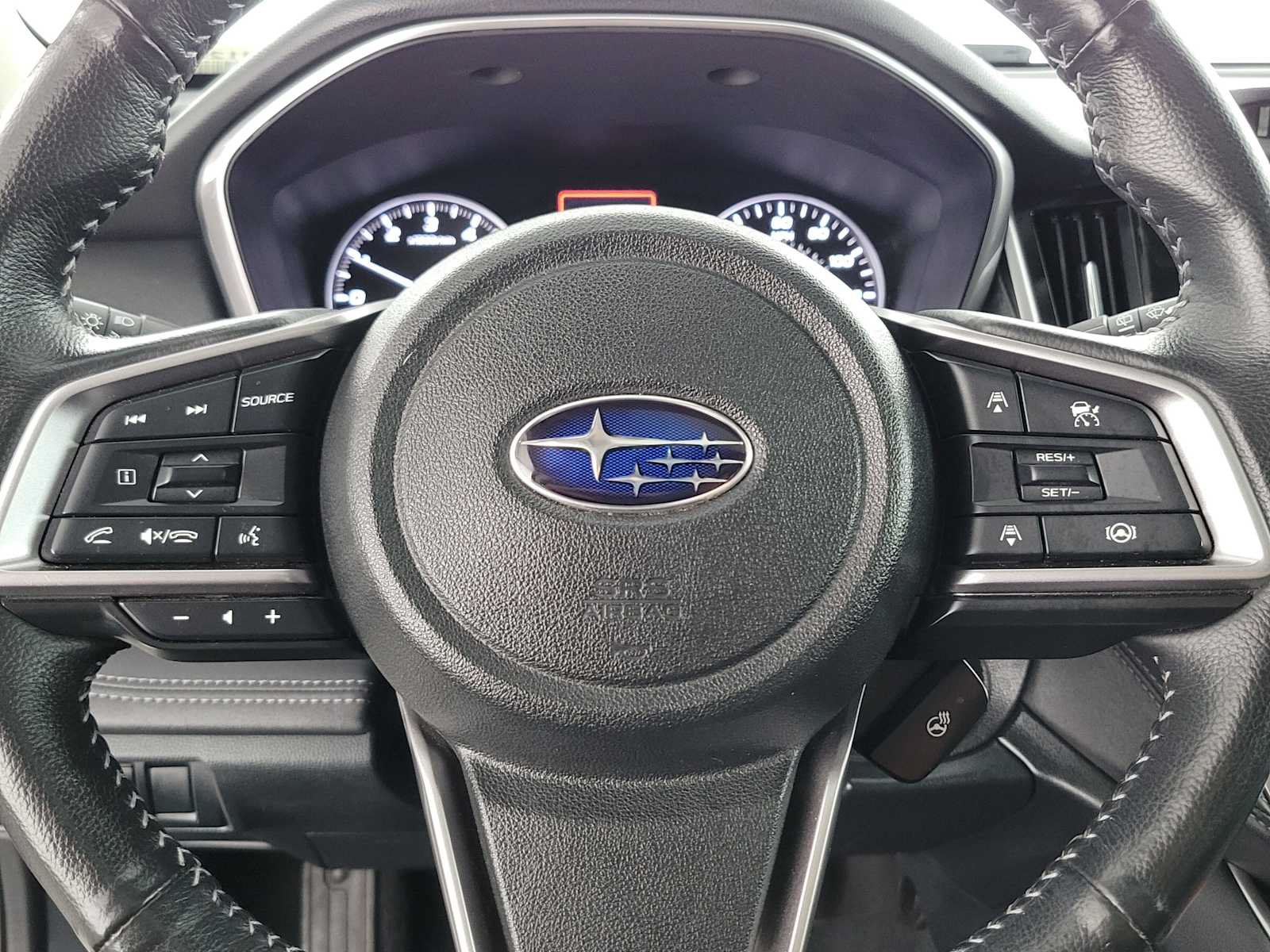 Used 2023 Subaru Outback Limited AWD/4WD image 22