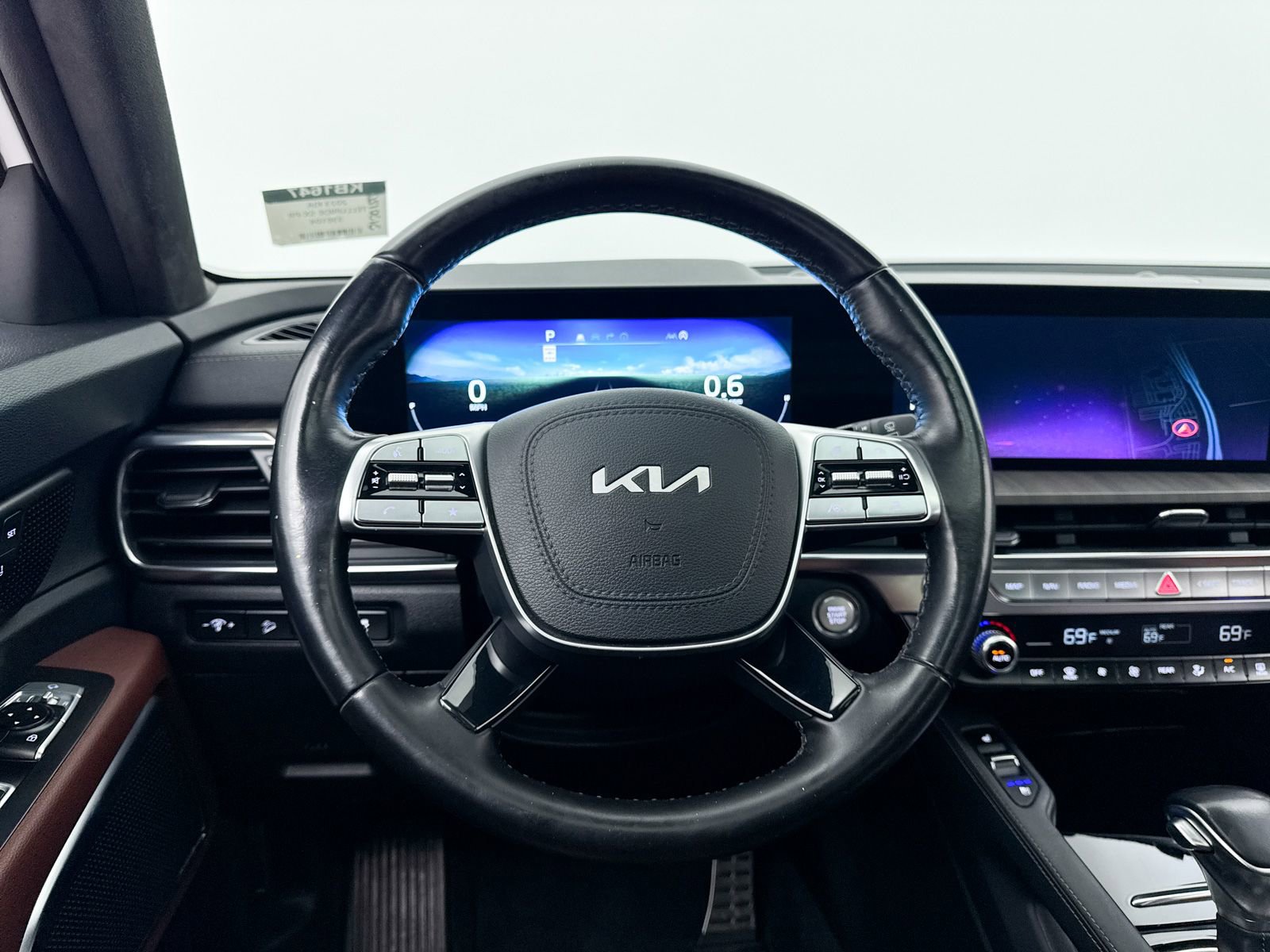 Used 2023 Kia Telluride SX Prestige image 4