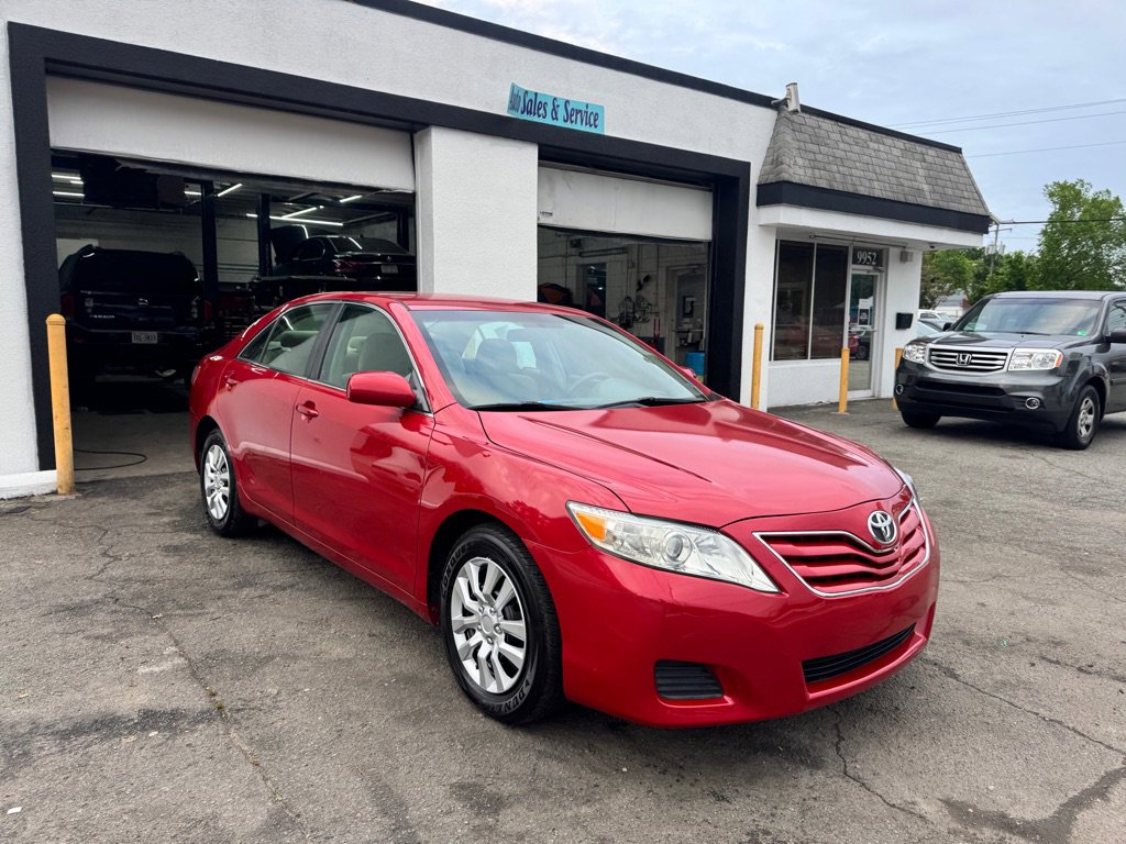 Used 2011 Toyota Camry LE