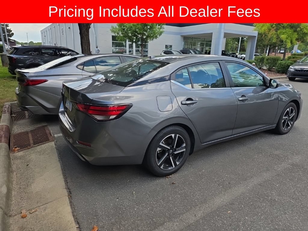 Used 2025 Nissan Sentra SV FWD image 11