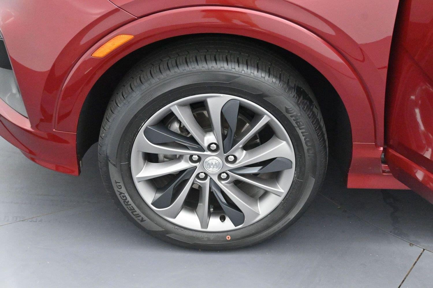 Used 2022 Buick Encore GX Select w/ Sport Touring Package AWD/4WD image 29