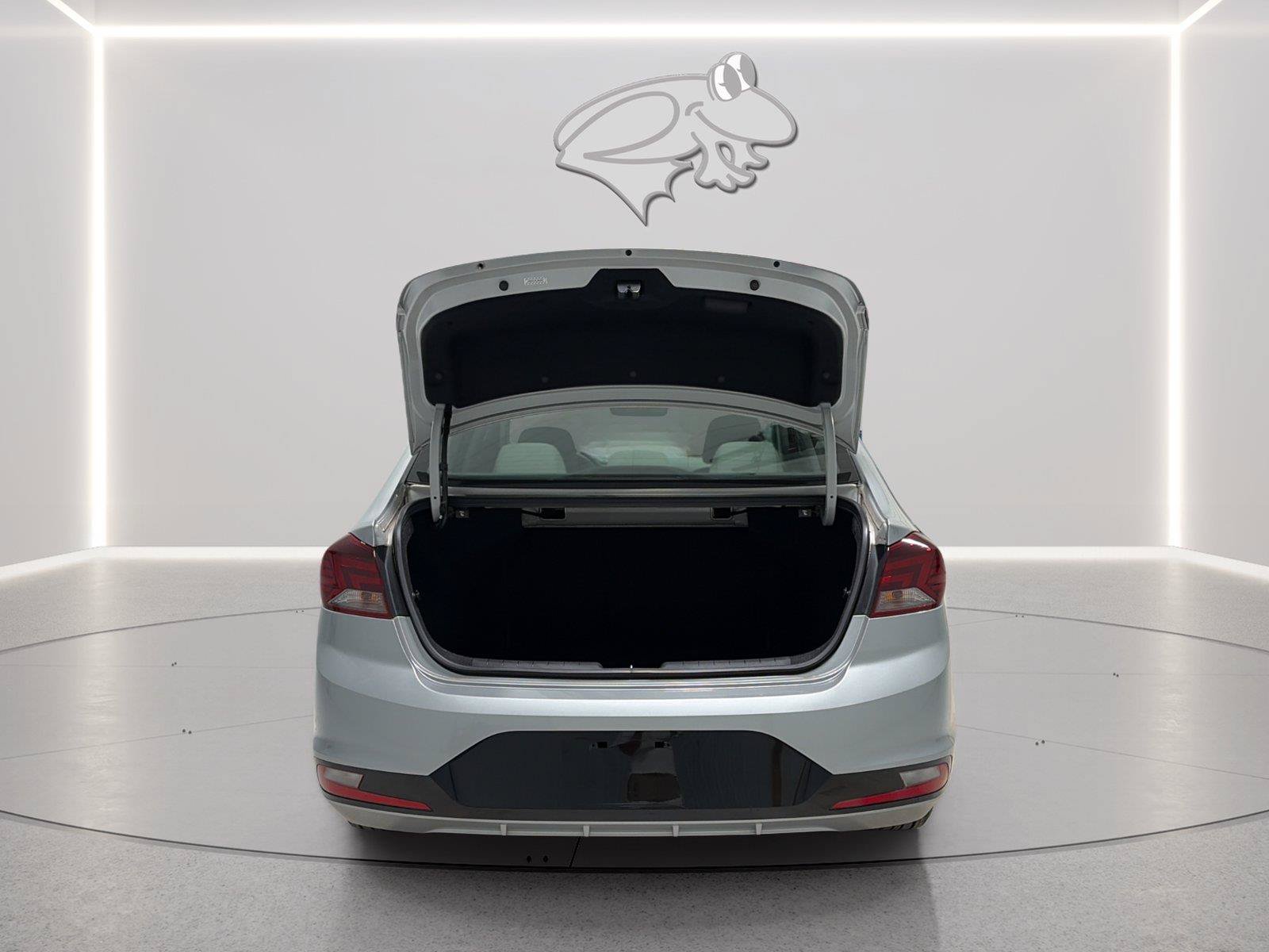 Used 2020 Hyundai Elantra SEL FWD image 9