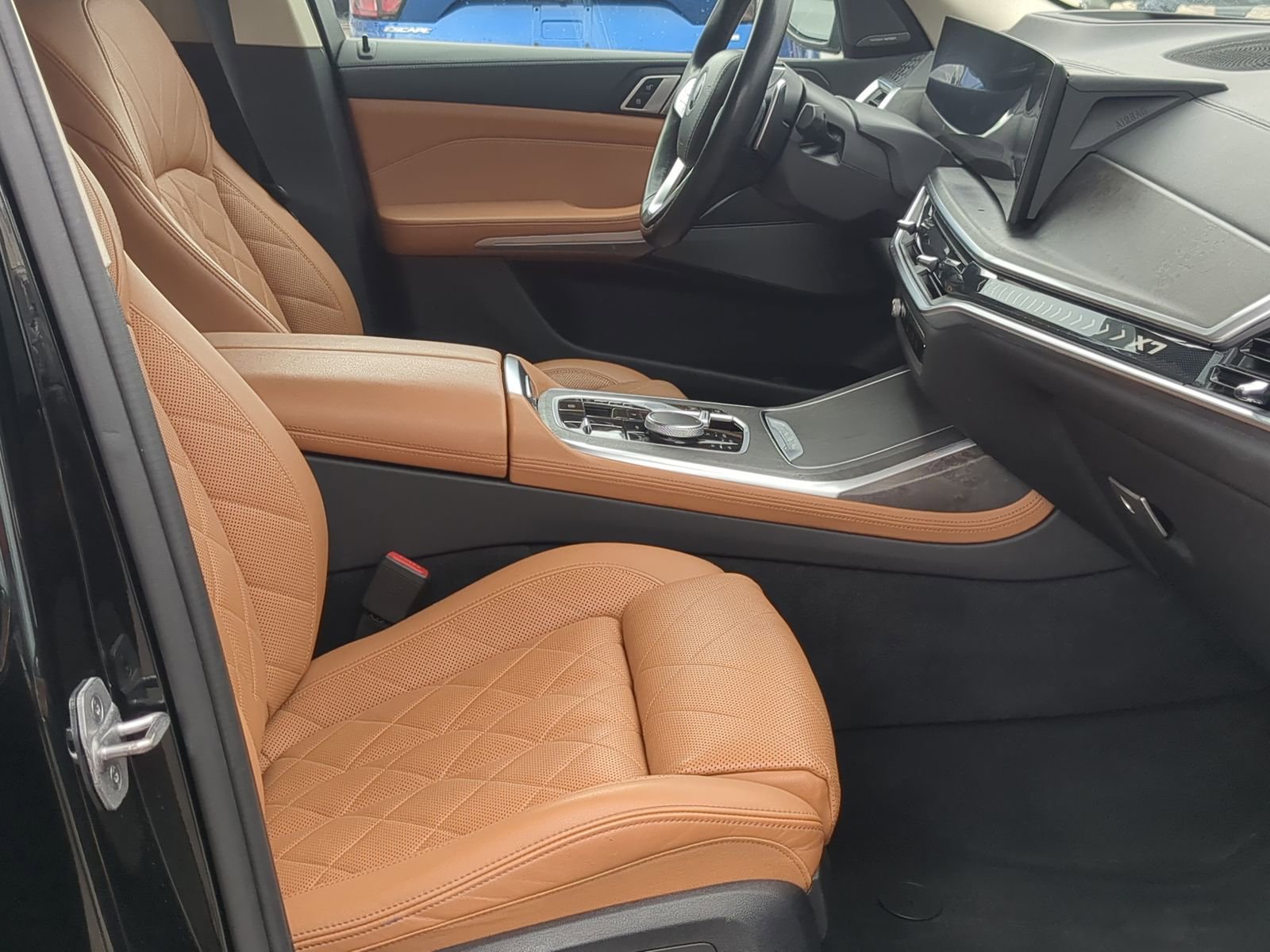 Used 2023 BMW X7 xDrive40i w/ Premium Package image 28