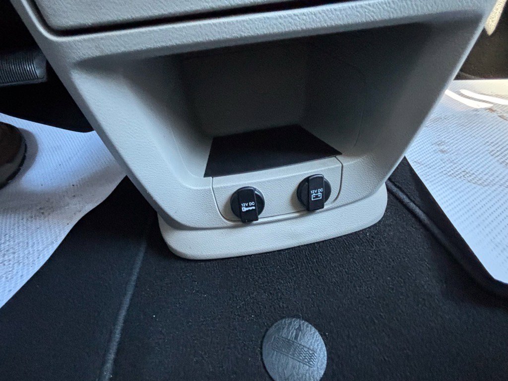 Used 2018 Dodge Grand Caravan SE image 34